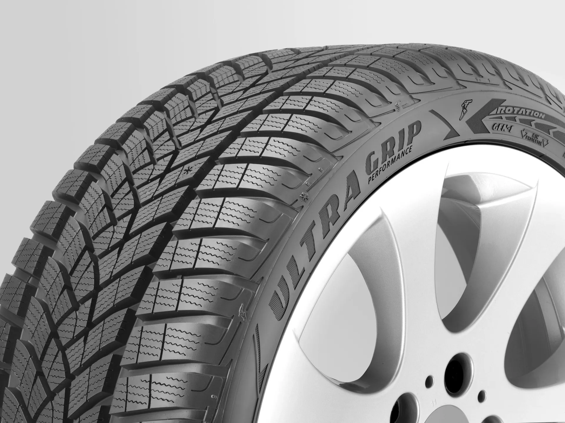 Goodyear UltraGrip Performance Gen-1